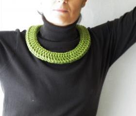 Scarf Crochet Necklace. Lime Green. Merino Wool Necklace. Fall Winter Fashion Accessiries Perfect Gift. Soft Jewellery. Handmade.